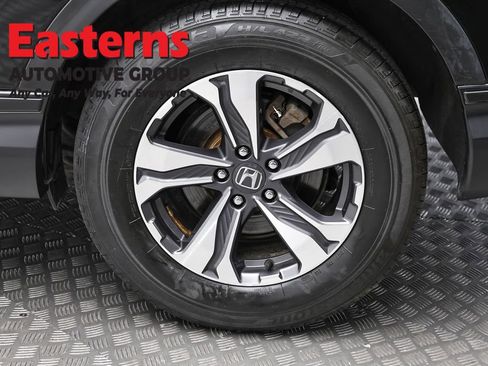 Used 2017 Honda CR-V LX image 8