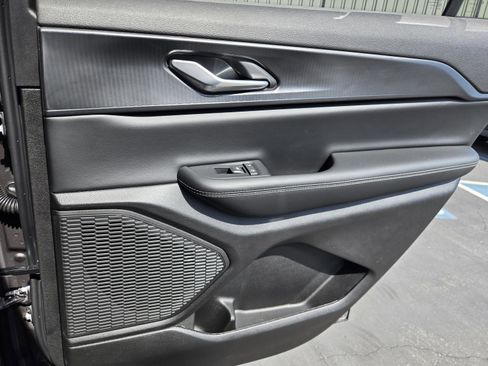 New 2026 Jeep Grand Cherokee L 2WD image 32