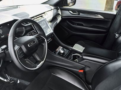 Used 2024 Jeep Grand Cherokee Altitude