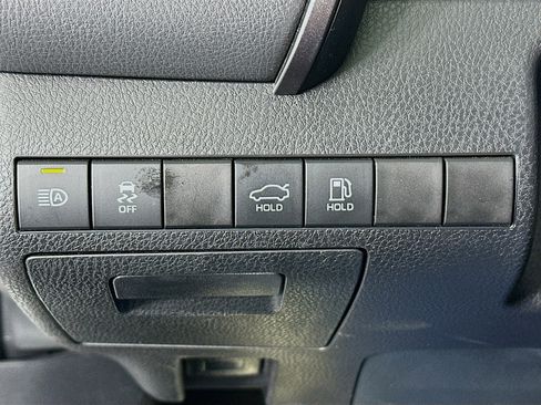 Used 2023 Toyota Camry SE image 16