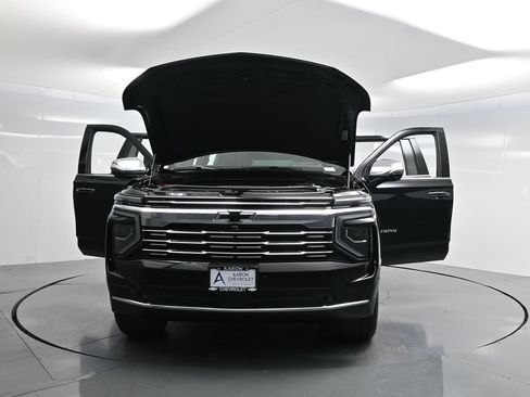 New 2026 Chevrolet Suburban Premier AWD/4WD image 63