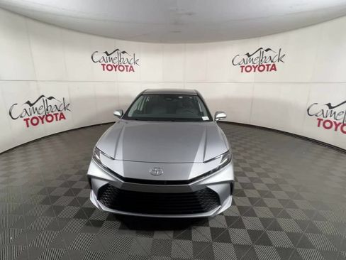 Used 2026 Toyota Camry LE FWD image 5