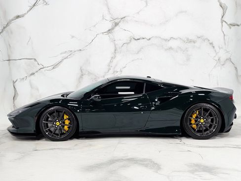 Used 2022 Ferrari F8 Tributo image 13