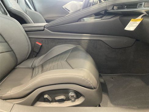 New 2026 Chevrolet Corvette Stingray Premium Conv w/ Z51 Performance Package RWD image 26