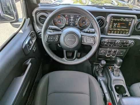 Used 2023 Jeep Wrangler Unlimited Sport AWD/4WD image 14