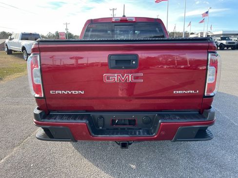 Used 2019 GMC Canyon Denali image 6