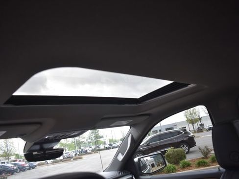 Used 2024 GMC Sierra 1500 Denali w/ Technology Package image 21