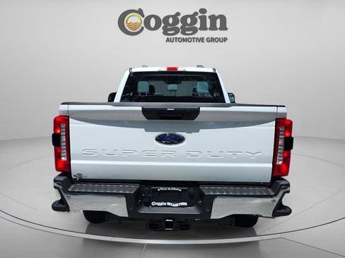 New 2025 Ford F250 XL w/ 360-Degree Camera Package image 4