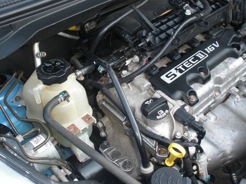 Used 2014 Chevrolet Spark LT FWD image 14