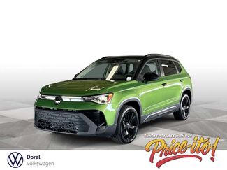Used 2025 Volkswagen Taos SE FWD video 1