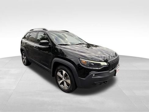 Used 2020 Jeep Cherokee Latitude w/ Quick Order Package 26F North AWD/4WD image 10