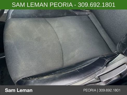 Used 2012 Mitsubishi Outlander GT image 17