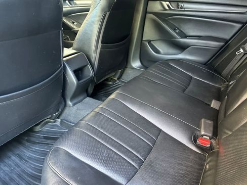 Used 2020 Honda Accord LX image 4