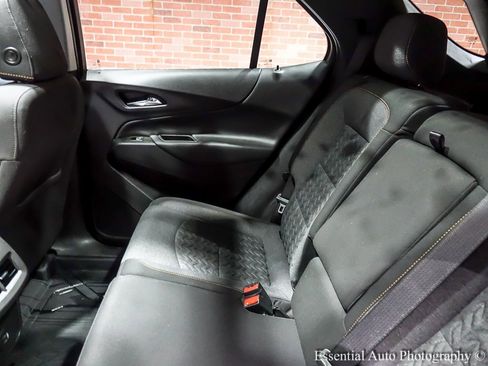 Used 2022 Chevrolet Equinox LT image 17