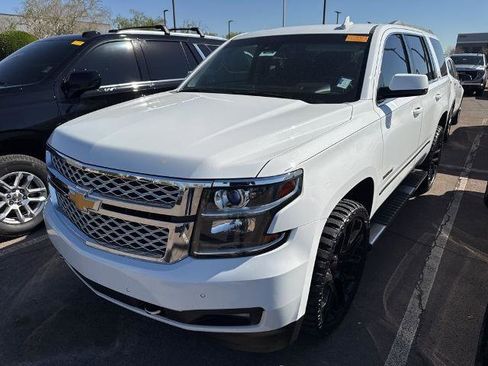 Used 2017 Chevrolet Tahoe LT w/ LT Signature Package image 1