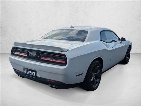 Used 2017 Dodge Challenger SXT Plus RWD image 5