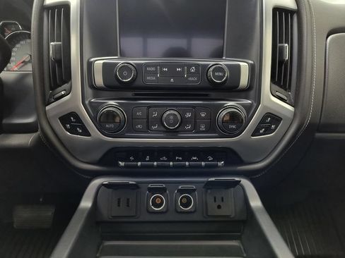 Used 2018 GMC Sierra 1500 SLT AWD/4WD image 16