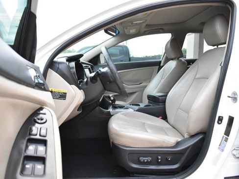 Used 2013 Kia Optima EX FWD image 12