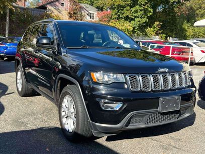 Used 2021 Jeep Grand Cherokee Laredo