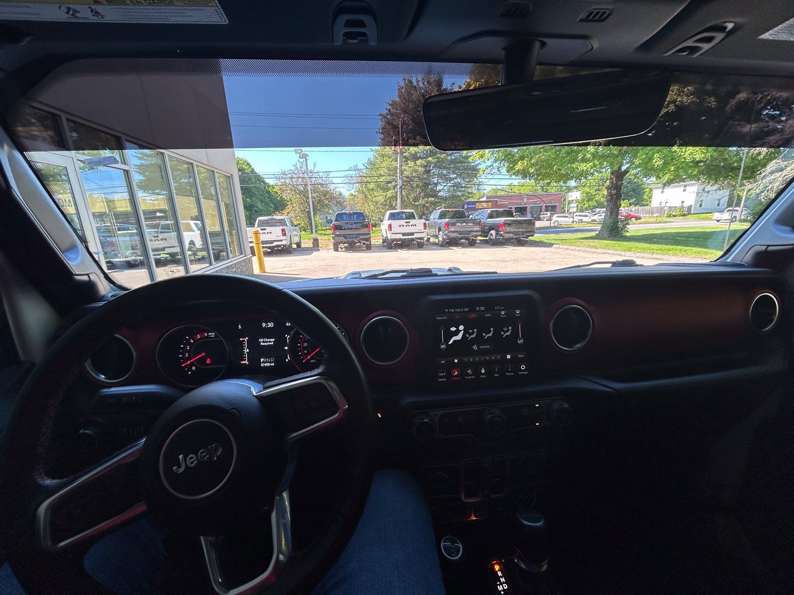 Used 2021 Jeep Gladiator Rubicon w/ Uconnect 4C Nav & Sound Group AWD/4WD image 14