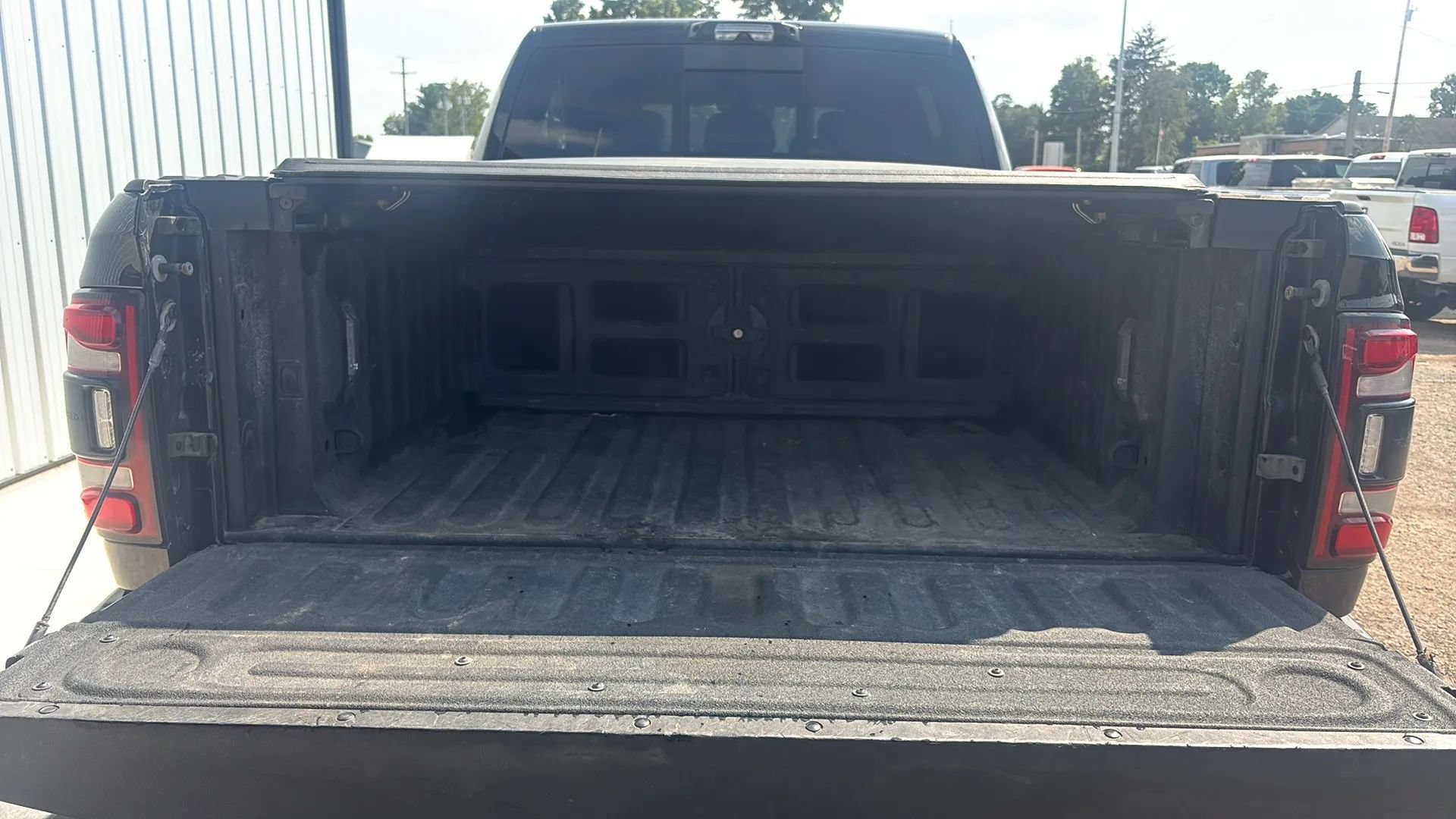Used 2021 RAM 3500 Limited AWD/4WD image 12