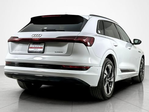 Used 2022 Audi e-tron Premium w/ Convenience Plus Package image 5