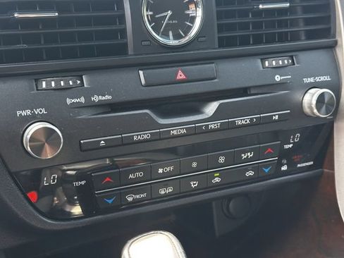 Used 2017 Lexus RX 350 AWD w/ Premium Package image 23