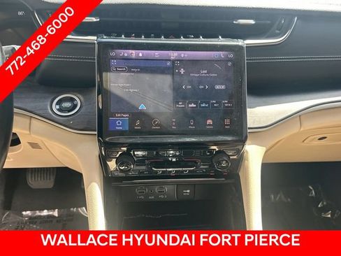 Used 2021 Jeep Grand Cherokee L Limited w/ MOPAR Finishing Package AWD/4WD image 25