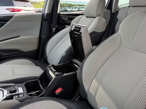 Used 2022 Subaru Forester Premium AWD/4WD image 27
