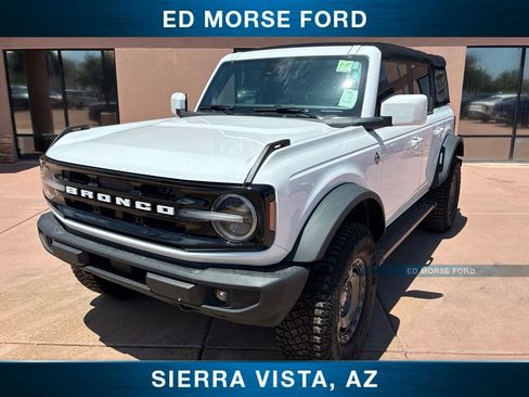 Certified 2024 Ford Bronco Outer Banks AWD/4WD image 3