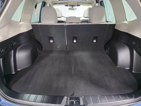 Used 2023 Subaru Forester Premium AWD/4WD image 11