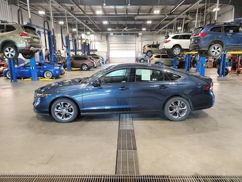 Used 2024 Honda Accord EX image 4