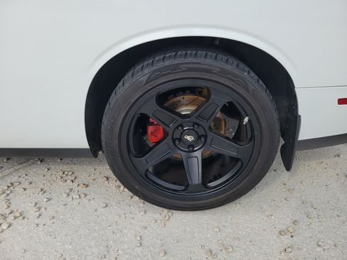 Used 2022 Dodge Challenger GT RWD image 7