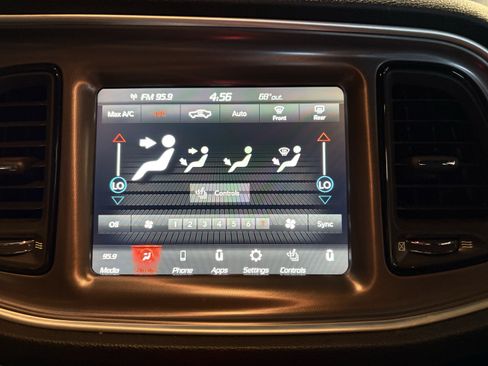 Used 2020 Dodge Challenger R/T Scat Pack RWD image 10