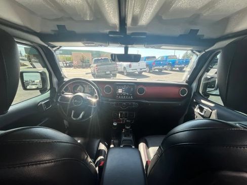 Used 2021 Jeep Gladiator Rubicon AWD/4WD image 32