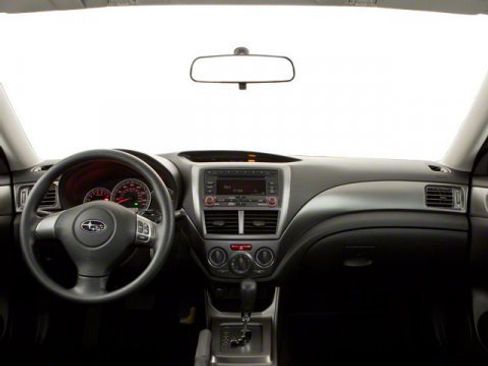 Used 2010 Subaru Impreza Outback Sport image 10