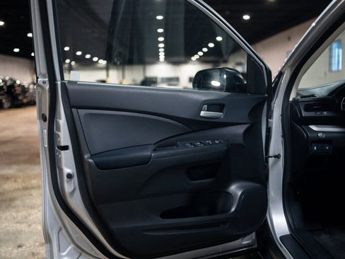 Used 2016 Honda CR-V LX image 38
