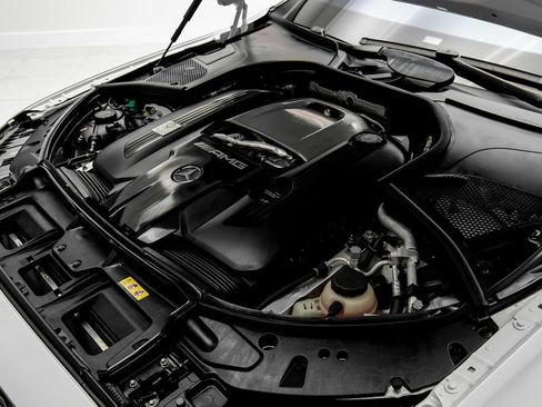 Used 2024 Mercedes-Benz S 63 AMG S w/ Carbon Fiber Exterior Package image 61