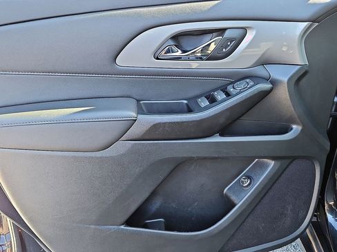 Certified 2023 Chevrolet Traverse LT image 16