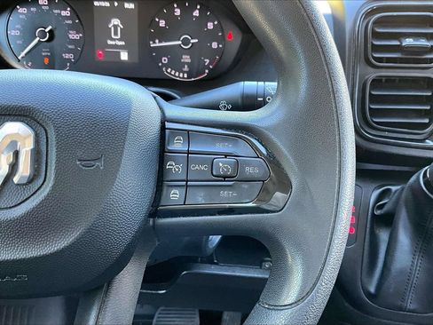 Used 2024 RAM ProMaster 2500 w/ Convenience Group FWD image 27