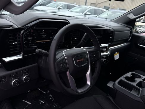 New 2026 GMC Sierra 1500 Elevation image 16