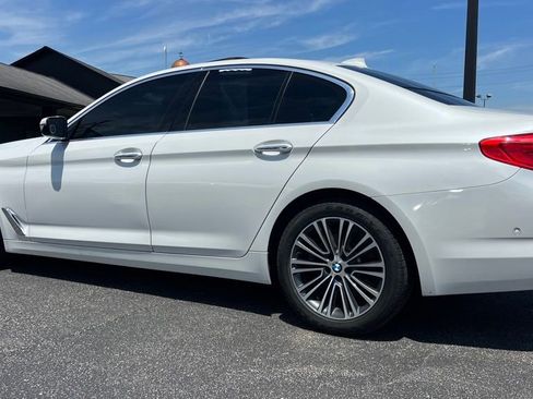 Used 2017 BMW 530i RWD image 4