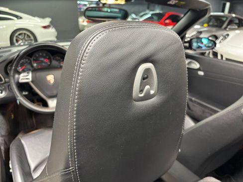 Used 2006 Porsche 911 Carrera 4 AWD/4WD image 9