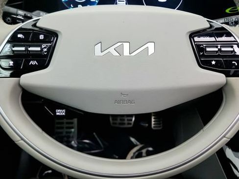 Used 2024 Kia Niro Wave w/ Wave Preserve Package FWD image 56