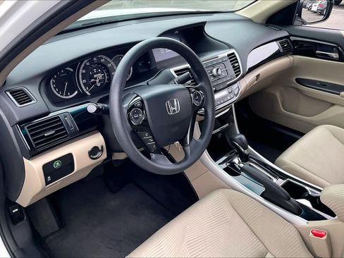 Used 2017 Honda Accord LX image 16
