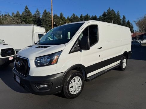 Used 2024 Ford Transit 250 Low Roof w/ Exterior Upgrade Package RWD image 5
