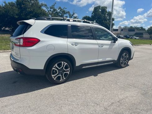 Used 2024 Subaru Ascent Touring AWD/4WD image 3