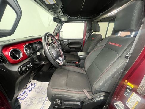 Used 2021 Jeep Wrangler Unlimited Rubicon w/ Cold Weather Group image 4