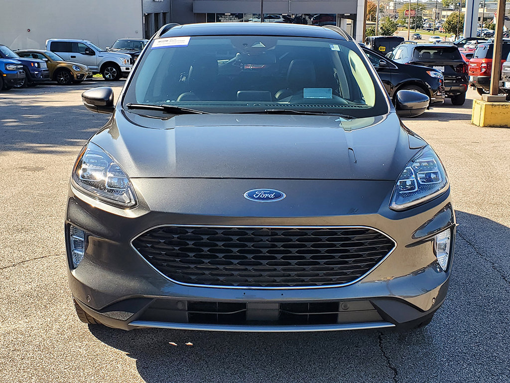 Used 2020 Ford Escape Titanium w/ Titanium Premium Package 2.0 FWD image 2