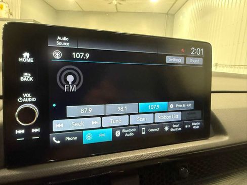 Used 2024 Honda CR-V EX-L image 32